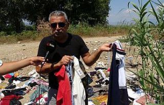Manavgat’ta yardım için toplanan kıyafetleri...