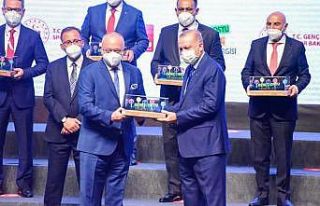 Manisa ‘Genç Bakış’ıyla Cumhurbaşkanı Erdoğan...