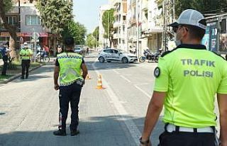 Manisa’da jandarma ve emniyetten ortak trafik denetimi