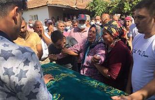 Manisa’daki trafik kazasında ölen 4 kişi toprağa...