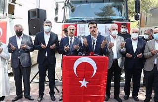 Mardin’den ihtiyaç malzemeleriyle dolu 17 tır...