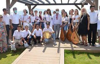 Marmaris’e moral için Ukrayna ve Özbekistan’dan...