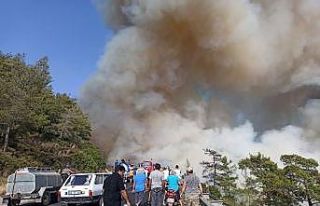 Marmaris’te alevlerle savaşta inanılmaz görüntüler