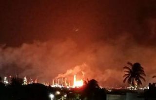 Meksika’da petrol rafinerisinde korkutan yangın