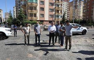 Melikgazi’de yol yenileme çalışmaları hız kesmeden...