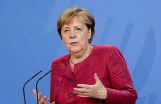 Merkel: “ABD olmadan tahliyelere devam edemeyiz”