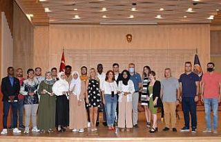 Mersin Üniversitesinde Türkçe eğitimi alan yabancı...