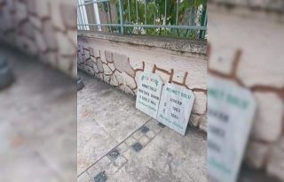 Mezar taşlarını çöpe attılar