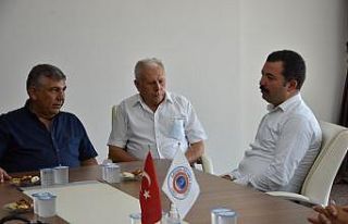 MHP’den Gönen’e ziyaret