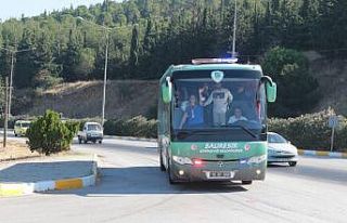 Milli güreşçi Yasemin Adar’a davullu zurnalı...