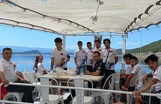 Milli sporcular Şahinkaya kanyonunda stres attı