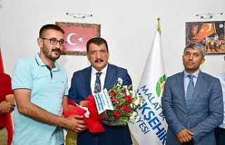 Minibüsçü ve servisçilerden Başkan Gürkan’a...