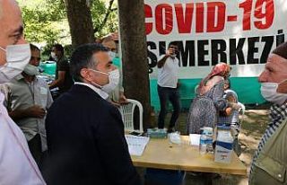 Mobil aşı araçları köylerde
