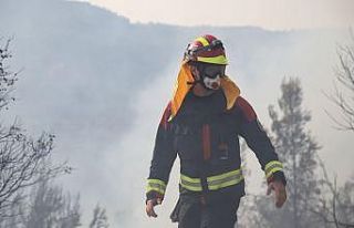 Mora Yarımadası’ndaki yangınlar devam ediyor