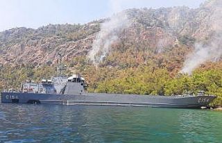 MSB paylaştı: "Çıkarma gemileri, kara yolu...