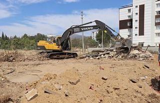 Nazilli Belediyesi yeşil Mahalle’de yeni yolların...