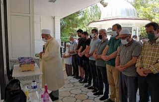 Nehir bebek hayatını kaybetti