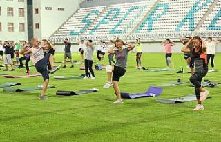 Nilüfer Belediyesi’nden isteyenlere tabata eğitimi