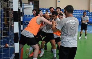 Nilüfer Belediyespor sezona iddialı başlıyor