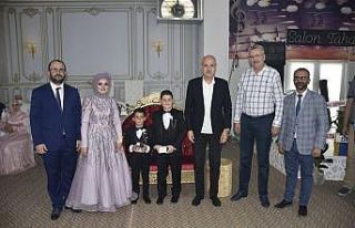 Numan Kurtulmuş, Karacabey’de sünnet düğününe...