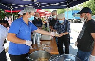 Odunpazarı Belediyesi’nden mahallelerde aşure...
