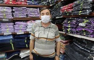 Okul öncesi esnafta hareketlilik başladı,okul kıyafetleri...