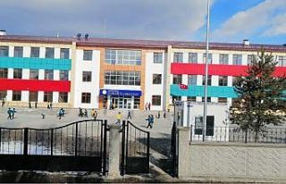 Okullar doğalgaza kavuşuyor