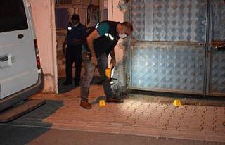 ’Ölmeye geldim’ dedi bacağından vuruldu