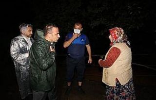 Ordu’da sağanak nedeniyle mahsur kalan 5 kişi...