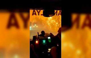 Orman ekiplerinin alevlerin arasında ölümle burun...