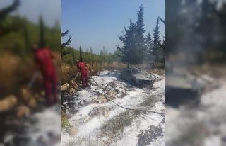 Otomobili saran alevler ormana sıçramadan söndürüldü