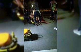 Otomobilin çarptığı özel gereksinimli birey hayatını...