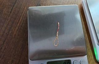 (Özel) Ağırlığı 1 gram bile gelmeyen tespih...