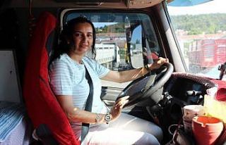 (Özel) Çan’ın ilk kadın tır şoförü