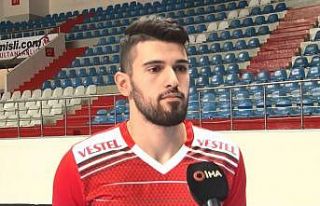 (Özel haber) Efe Bayram: "Bizi izleyenleri gururlandıracağız"