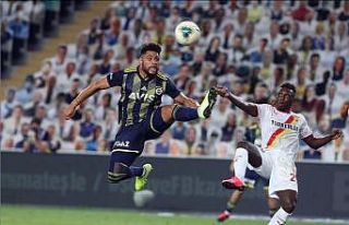 (Özel haber) Hatayspor, Simon Falette ile anlaştı