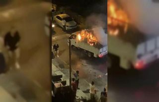 (Özel) İstanbul’da korku dolu anlar: Yanan aracı...