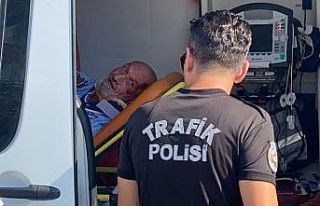 (Özel) İstanbul’da motosiklet hafriyat kamyonuna...