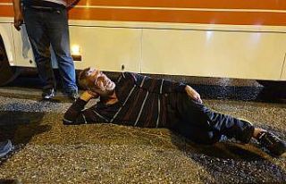 Parkta tartıştığı şahsı boynundan bıçakladı,...