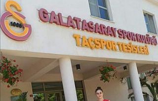 Payas’lı Sudenaz, Galatasaray voleybol takımı...
