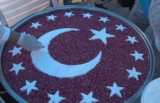 Pendik’te 5 bin kişiye aşure dağıtıldı