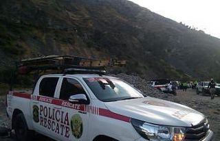 Peru’da otobüs uçuruma düştü: 29 ölü, 22...