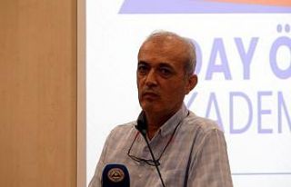 Prof. Dr. Karaboğa: “Yapay zekanın tamamen insanın...