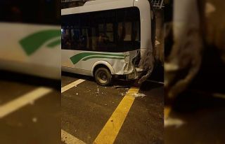 Rize’de alkollü sürücü park halindeki 4 araca...