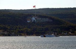 Romanya ve Rus savaş gemileri peş peşe Çanakkale...