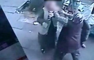 Saç saça, baş başa kavga ettiler