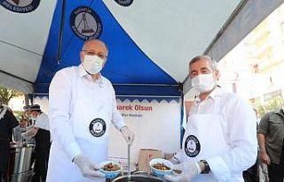 Şahinbey’de aşure geleneği sürüyor