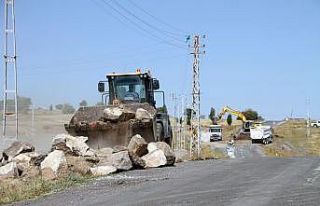 Sakaltutan girişinde yol çalışması