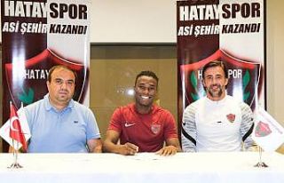 Sam Adekugbe resmen Hatayspor’da