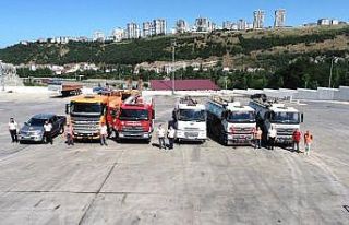 Samsun Büyükşehir ekipleri yangın bölgesinde